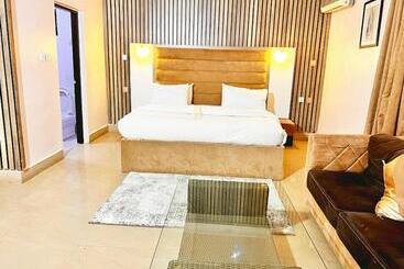 هتل Grey Residence