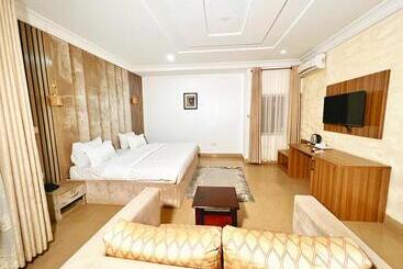 هتل Grey Residence