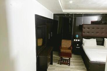 هتل Grey Residence