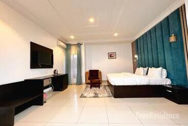 هتل Grey Residence