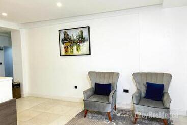 هتل Grey Residence