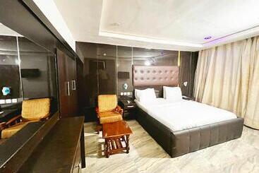 هتل Grey Residence