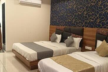 هتل Lake View Ac Room