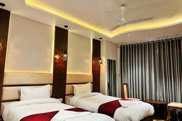 هتل Rosewood