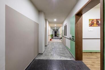 Fabhotel Vega Business