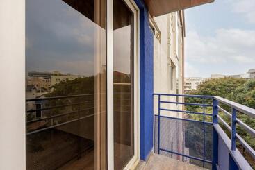 Fabhotel Vega Business