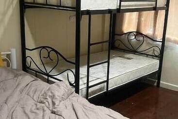 هتل W District Hostel