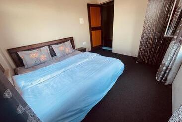 پانسیون Oyo Home Al Amin Residency