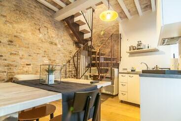 پانسیون Umbrian Concierge La Corte Del Grillo