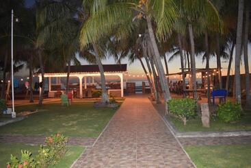 Solid Surf Camp Hostel Nicaragua