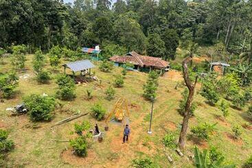 Woodland Resort