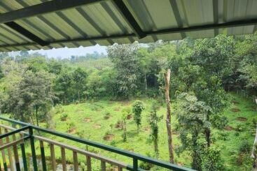 Woodland Resort