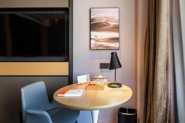 Atour Hotel Urumqi Airport Degang Wanda