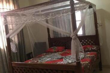 تختخواب و صبحانه Jux Apartment