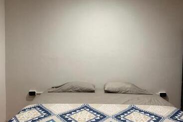 تختخواب و صبحانه La Casa De Abu