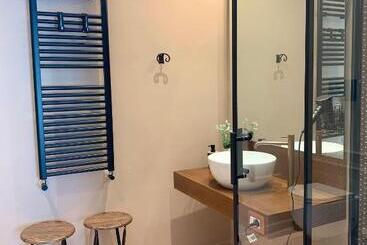 تختخواب و صبحانه Villa Josette