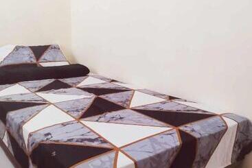 هتل Burnham Hill Condominium
