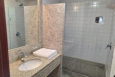 هتل Flat Particular No Comfort Suites