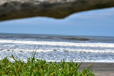 هتل Miravalleecosurf