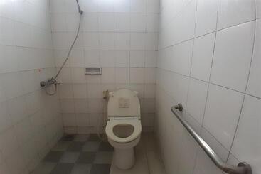 هتل Spot On 93283 Sengon Kostel Syariah
