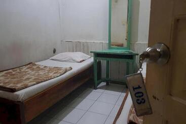 Oyo 93237 Hotel Triarga