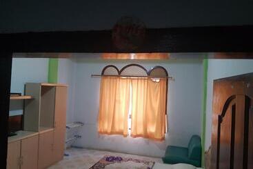 Oyo 93237 Hotel Triarga