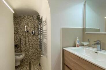 پانسیون Aversa Exclusive Private Room