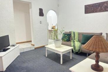 پانسیون Busa House