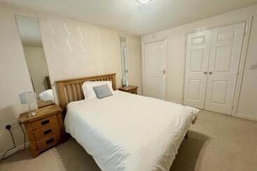 پانسیون Basingstoke Guesthouse
