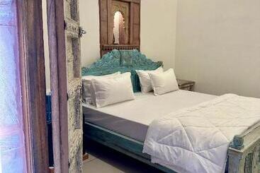 پانسیون Geel Heritage   A Restored Haveli