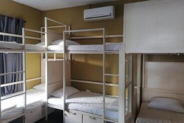 پانسیون Jack S Guesthouse