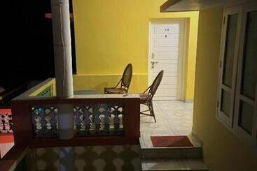 بنسيون Ushas Guest House