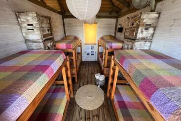 Pueblo Arriba Hostel