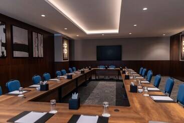 Radisson Blu Hotel, Amman Galleria Mall