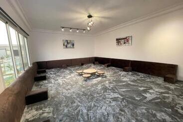 استراحتگاه Fun Day Chalets