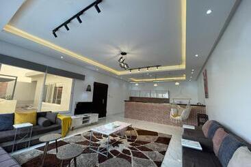 استراحتگاه Fun Day Chalets