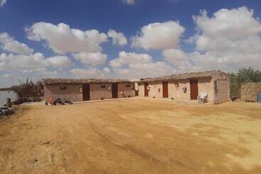 استراحتگاه M Biama Island