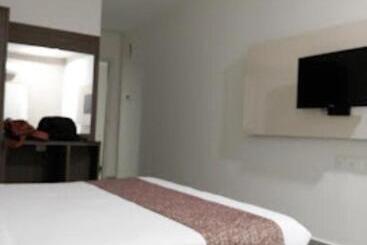 Rest Inn Hotel , Khammam