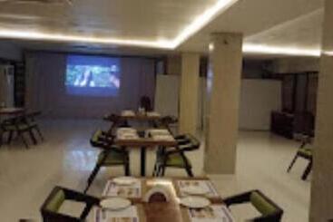 Rest Inn Hotel , Khammam