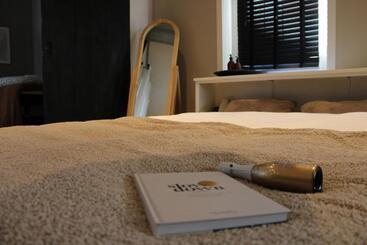 Sparkle Privé Wellness B&b