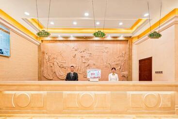 Vienna Hotel Shenzhen International Airport