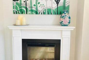 1bedroom With 2 Queen Heated Parking