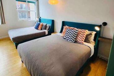 1bedroom With 2 Queen Heated Parking