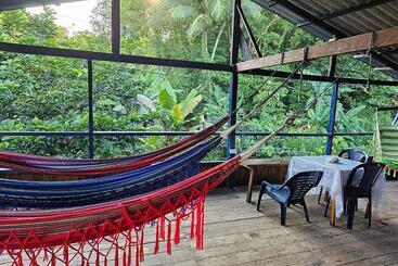 هاستل Hostal Herping Bahia Solano Tour