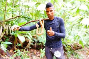 هاستل Hostal Herping Bahia Solano Tour