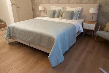 B&b Asmara