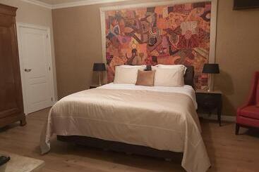 B&b Asmara