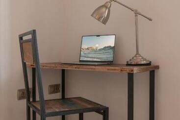 تختخواب و صبحانه Coliving & Coworking Costa Blanca