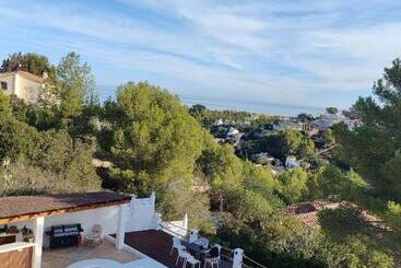 تختخواب و صبحانه Coliving & Coworking Costa Blanca