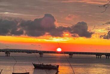تختخواب و صبحانه Maweni Coralbay Beach Villa